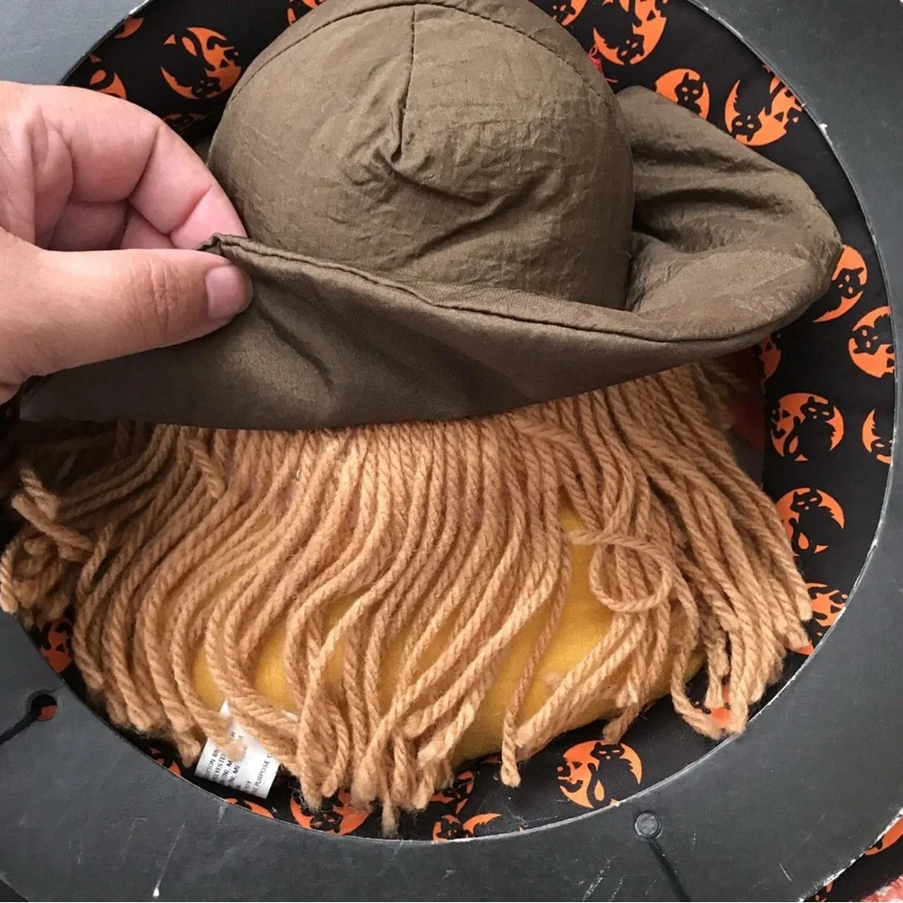 Halloween Scarecrow Door Wreath Trick or Treat Pumpkin Fall Decor 20 in